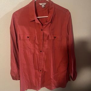 Size XL Womens Button up long sleeve shirt
